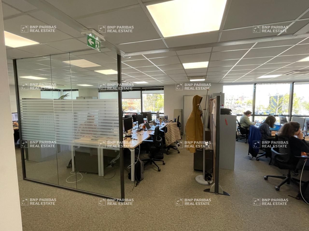 892 m² pour ce bureaux en location à Tours