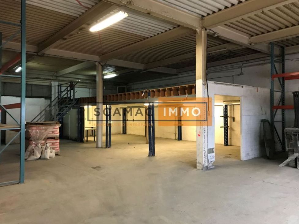 Location Local d'activités 345 m² non divisibles