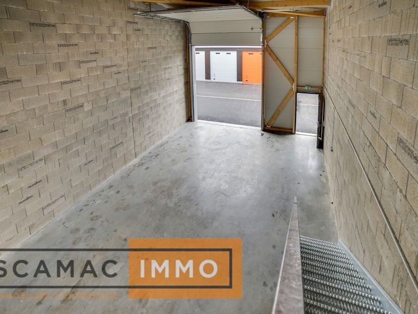 Location Local d'activités 142 m² non divisibles