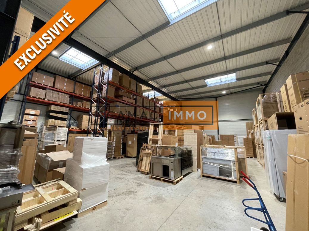 Local d'activités de 699m²