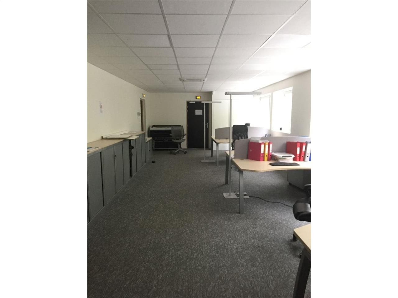 Locaux mixtes de 328m²