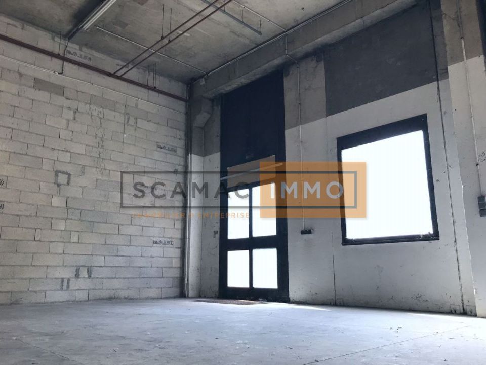 Local d'activités de 288m²