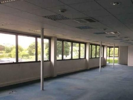 Bureau de 258m²