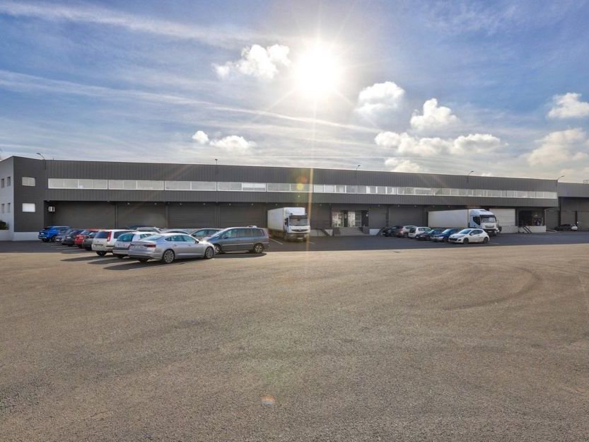 Location Local d'activités 1760 m² non divisibles