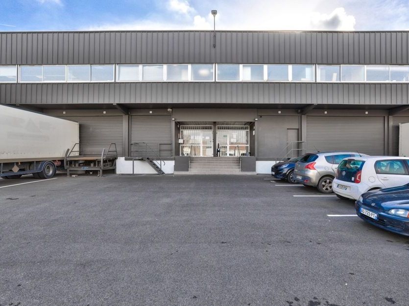 Local d'activités de 1760m²