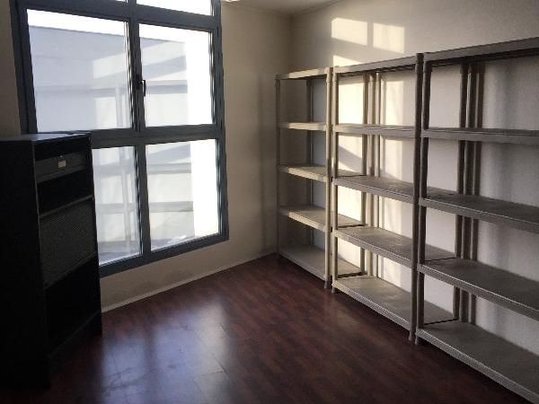 Locaux mixtes de 280m²