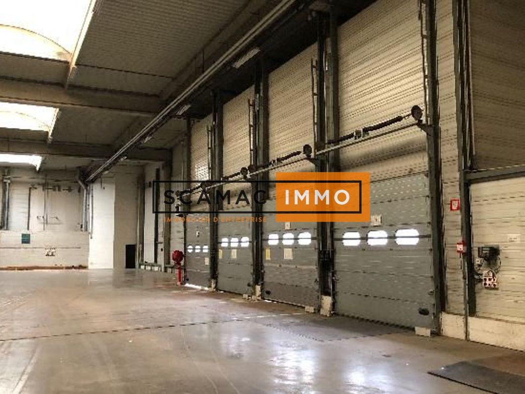 Entrepôt de 4370m²