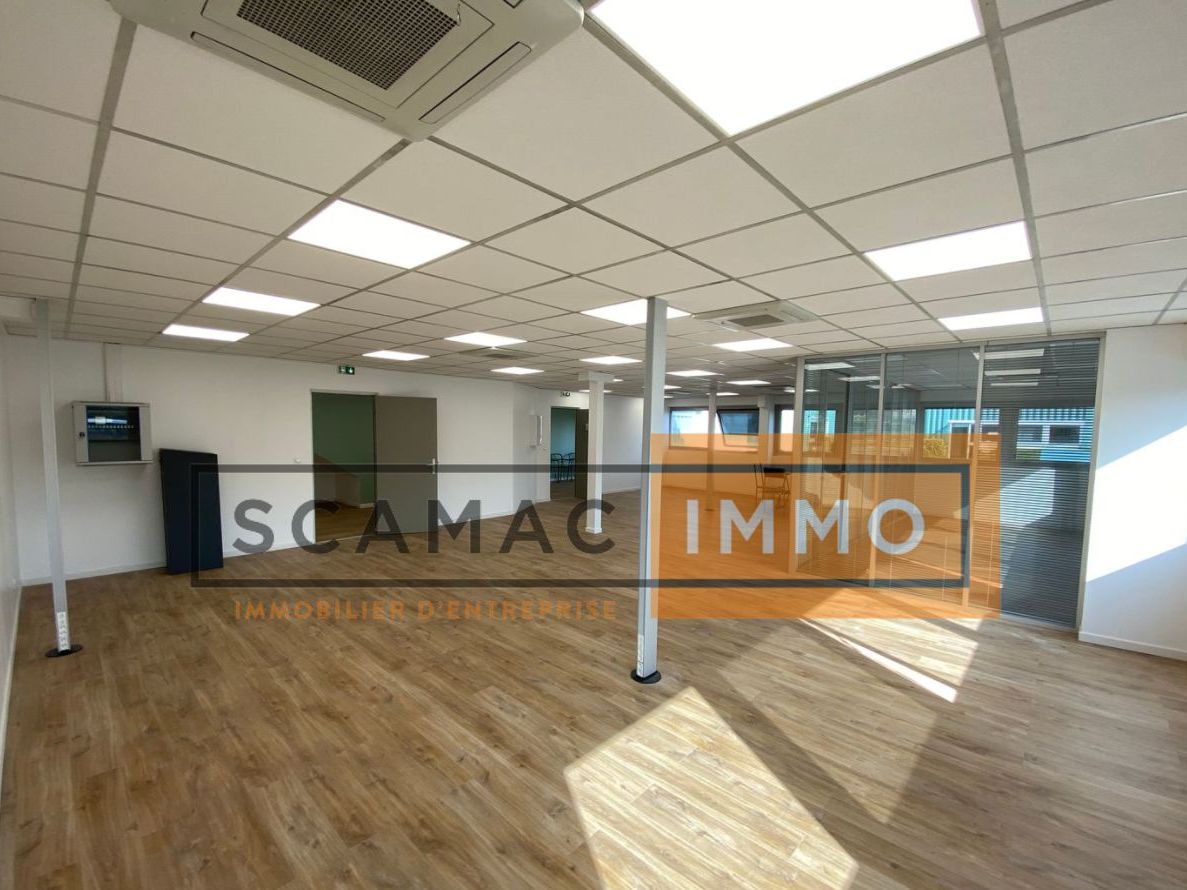 Location Bureaux 201 m² non divisibles