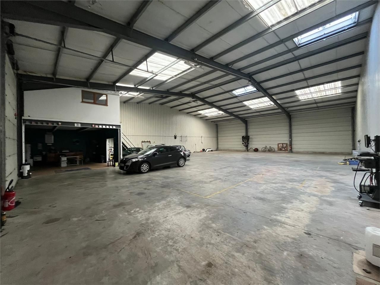 Location Local d'activités 436 m² non divisibles