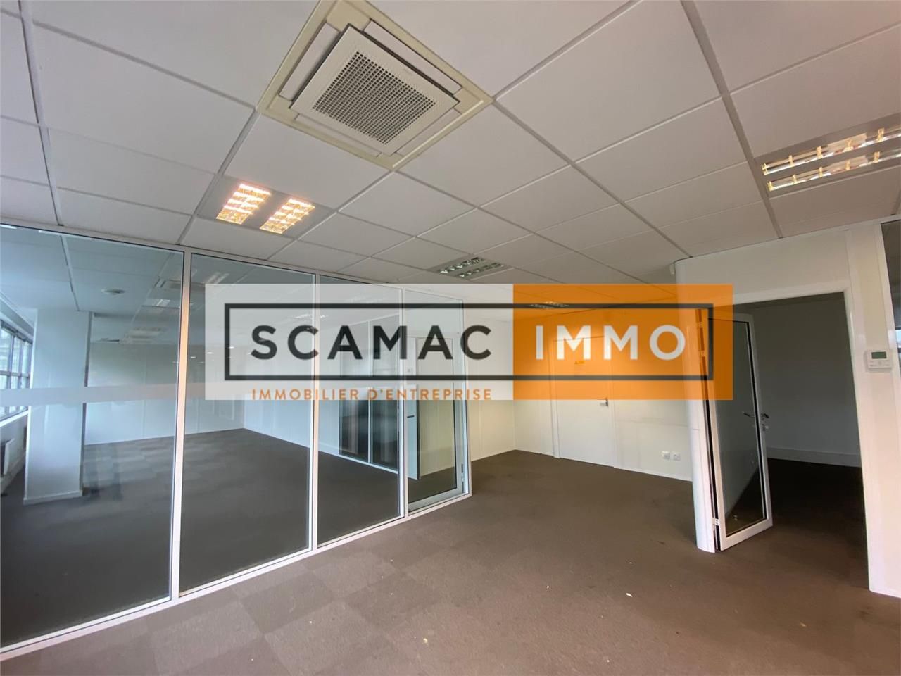 Location Bureaux 162 m² non divisibles