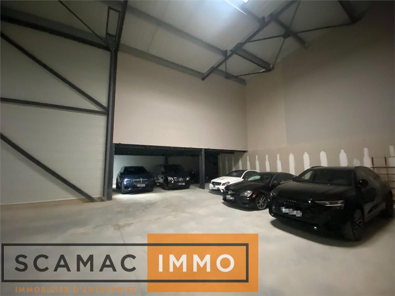 Local d'activités de 610m²