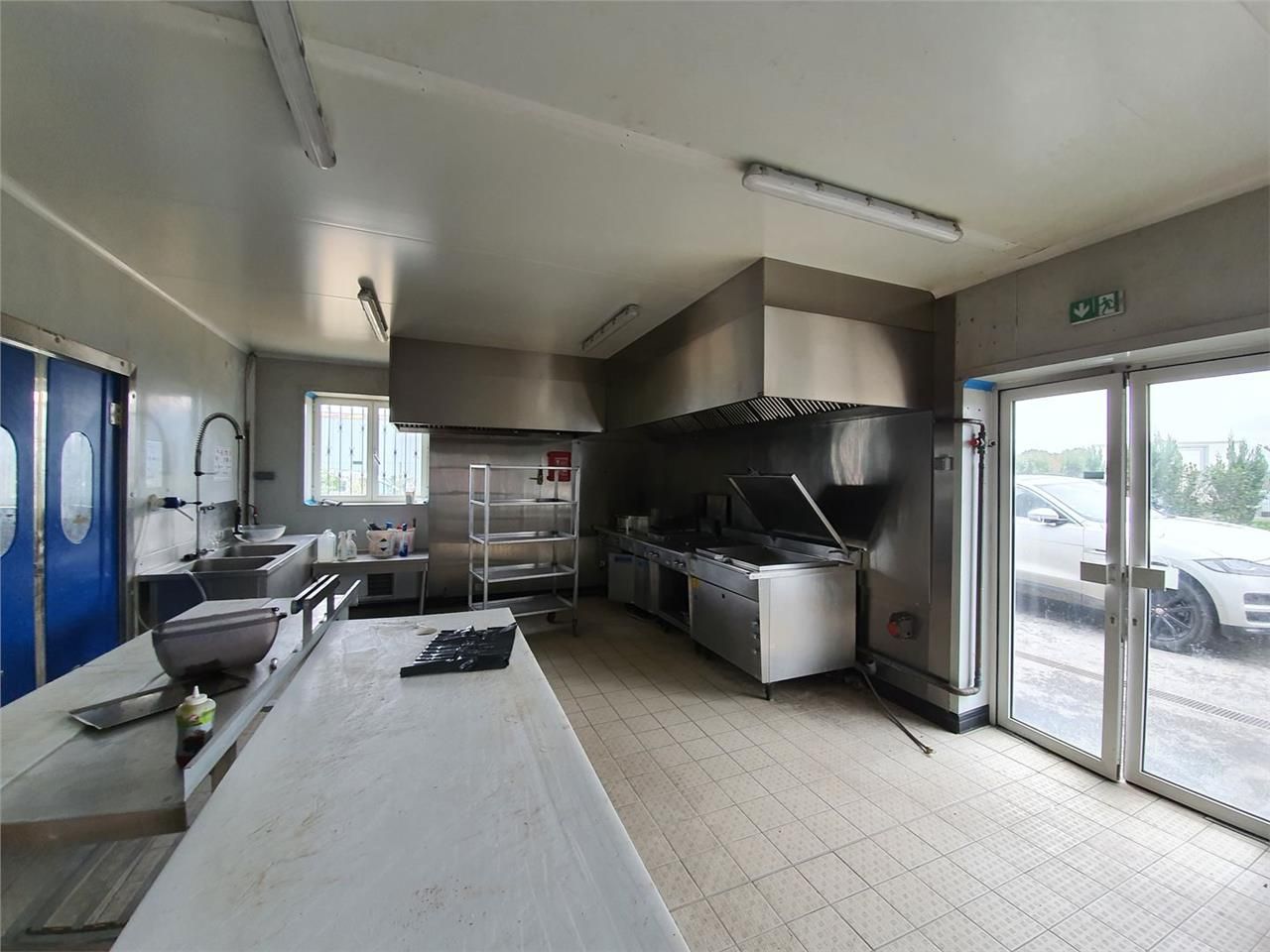 Location Local d'activités 500 m² non divisibles