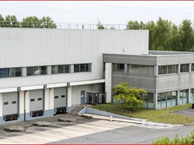 Location Entrepôt 4849 m² non divisibles