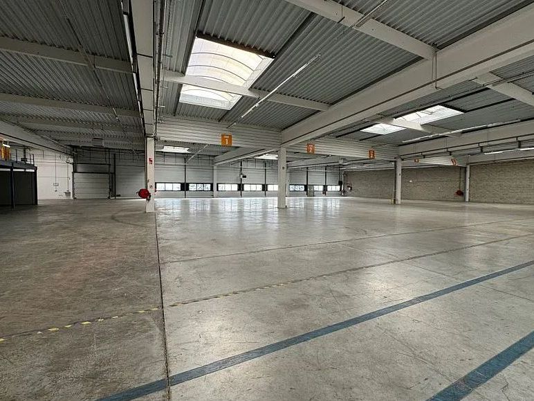 Local d'activités de 4578m²