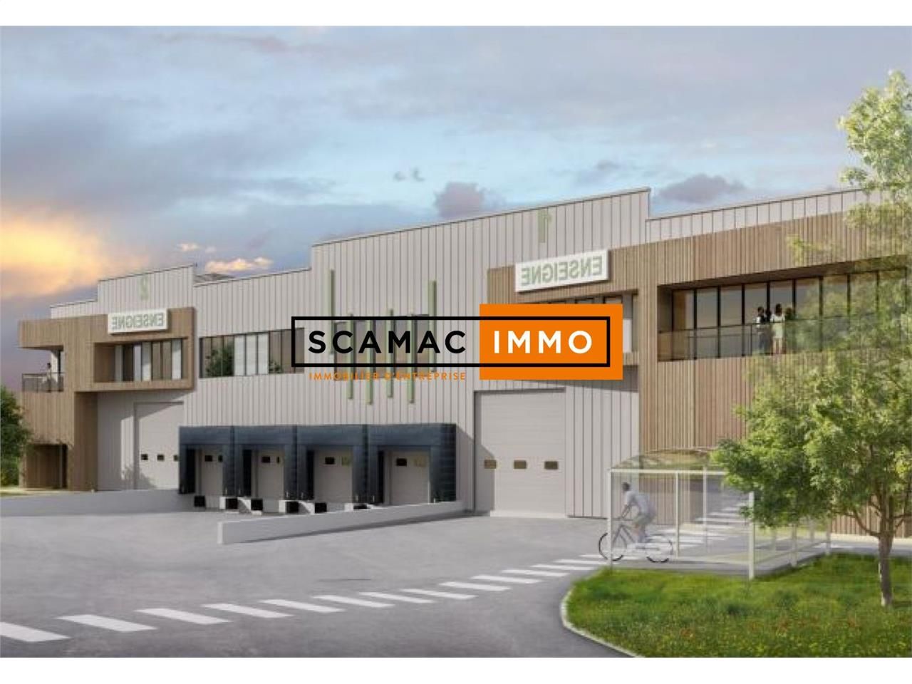 Location Entrepôt 3300 m² non divisibles