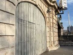 Location Local Commercial 110 m² non divisibles