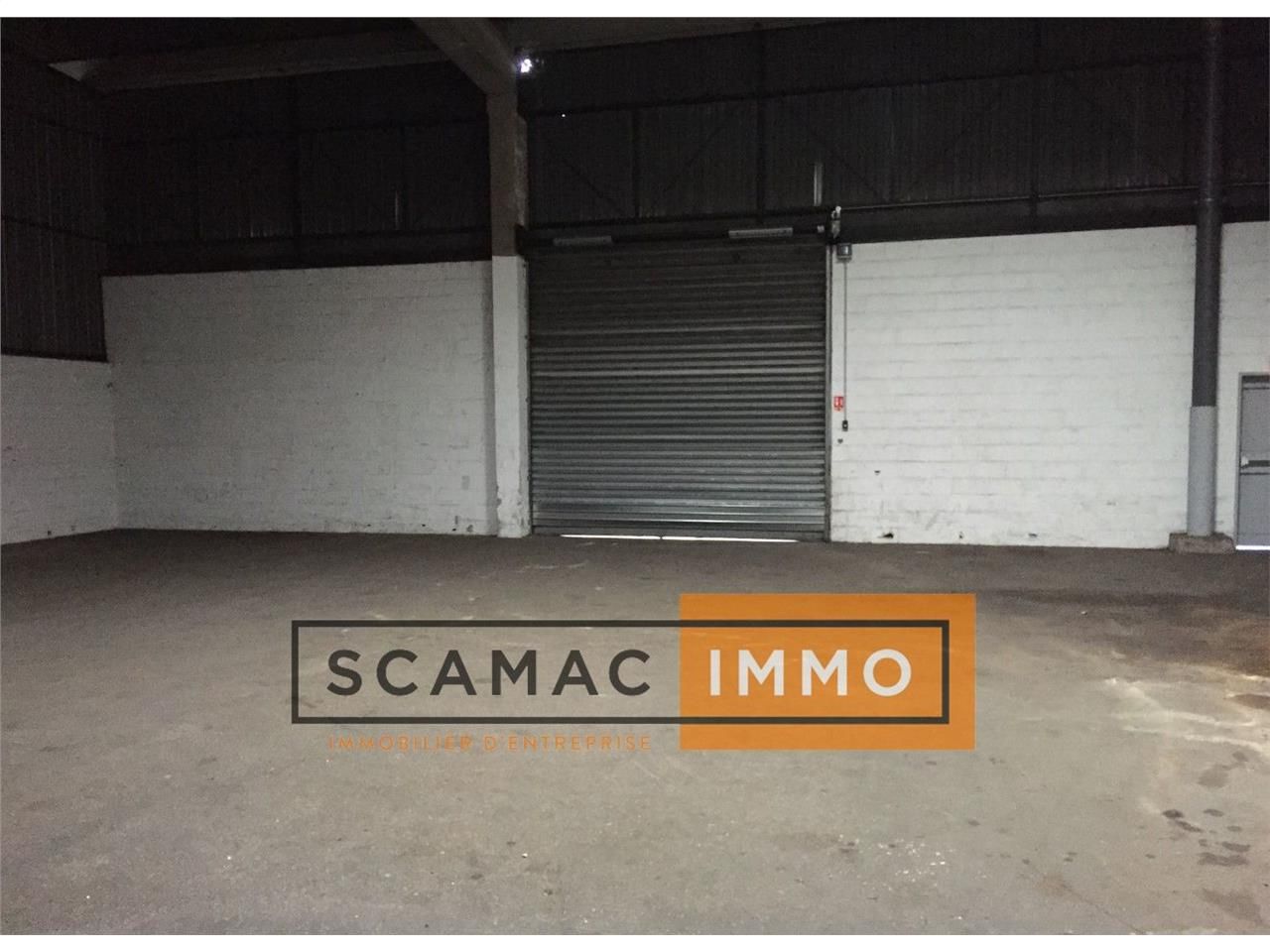 Location Entrepôt 409 m² non divisibles