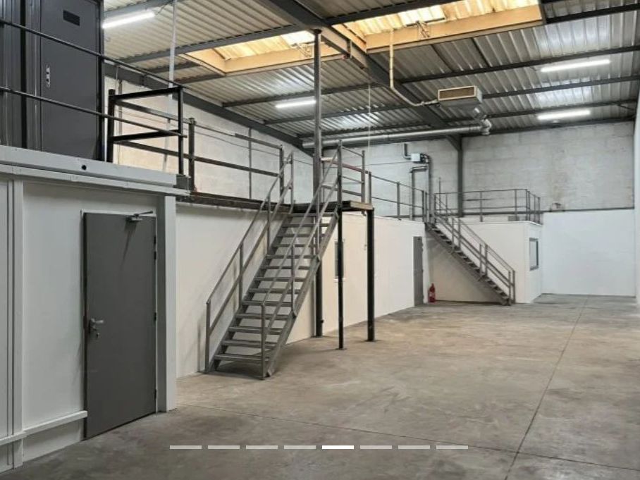 Local d'activités de 356m²