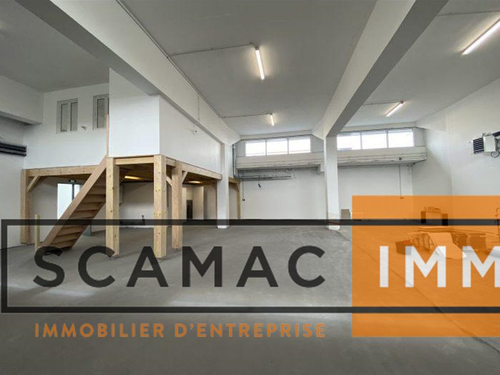 Vente Local d'activités 1040 m² non divisibles
