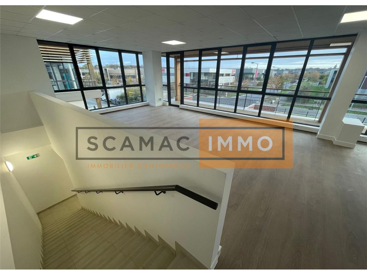 Location Local d'activités 316 m² non divisibles