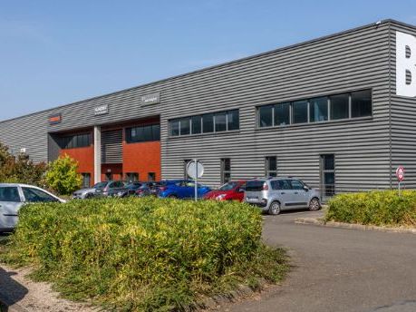 Location Local d'activités 1247 m² non divisibles