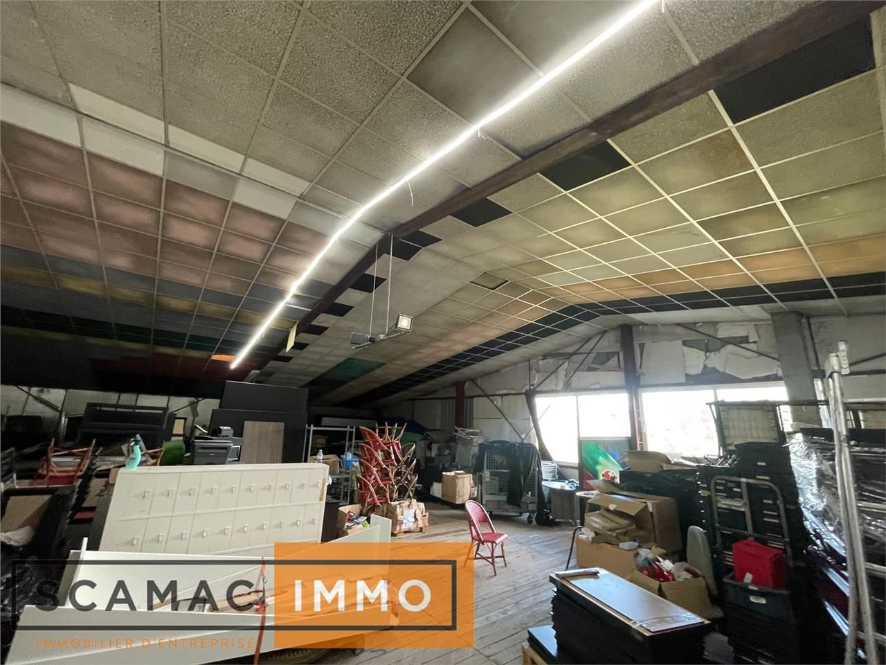 Vente Entrepôt 950 m² non divisibles