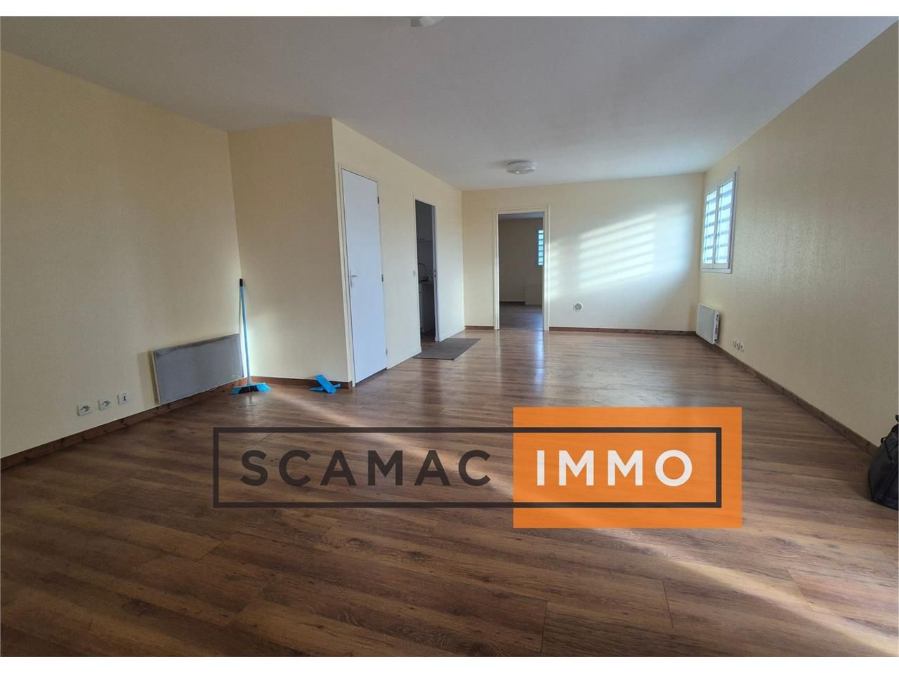 Location Bureaux 80 m² non divisibles