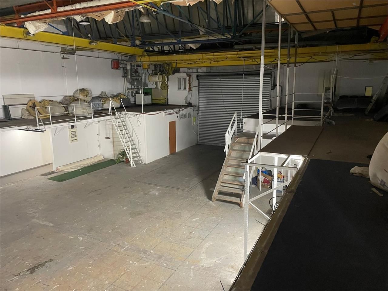 Location Entrepôt 570 m² non divisibles