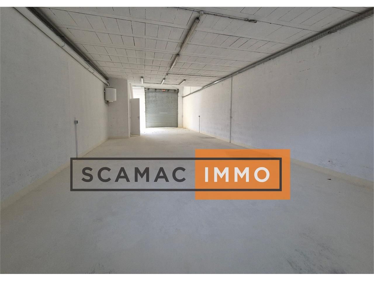 Locaux mixtes de 130m²