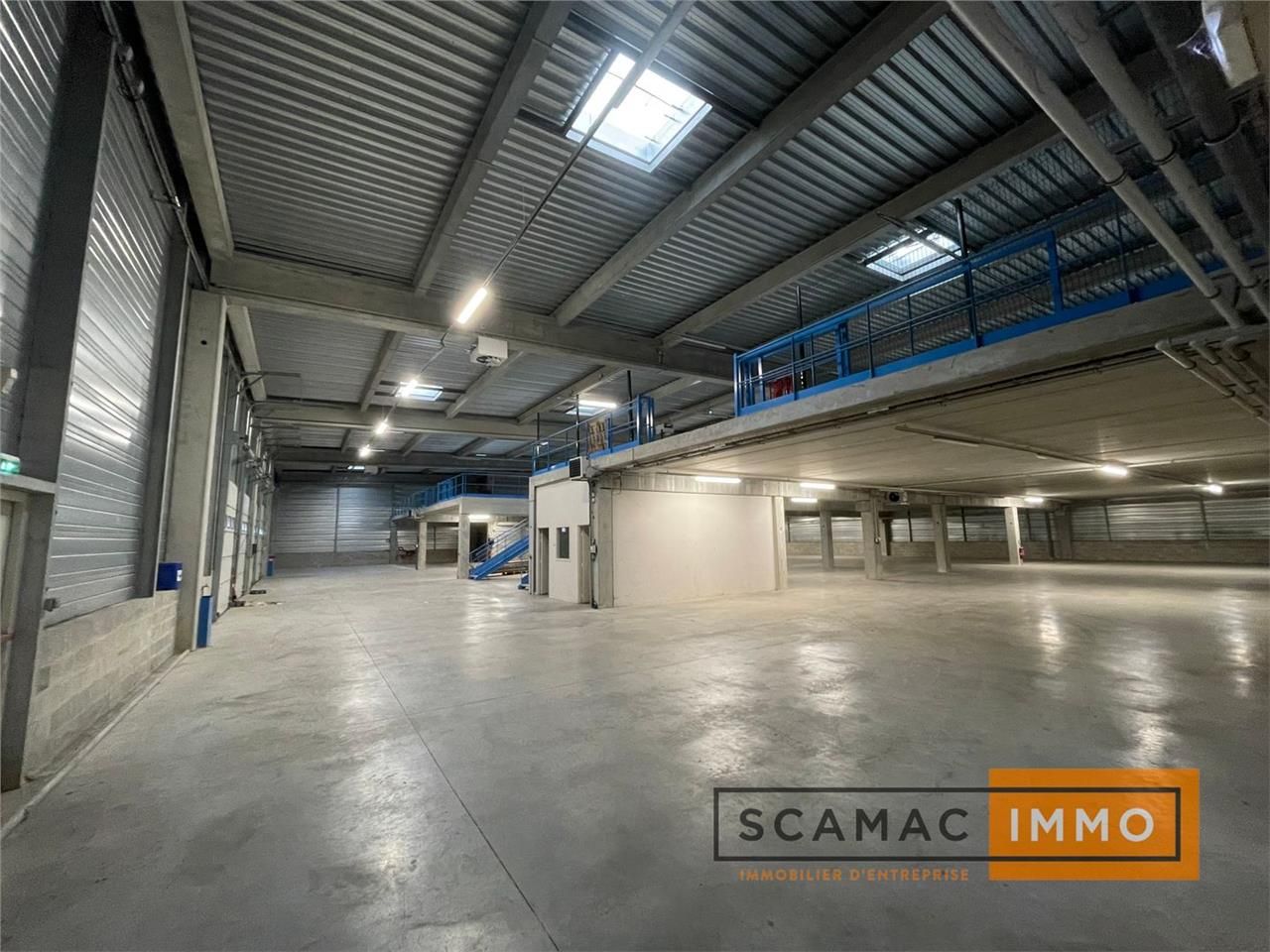 Location Local d'activités 2880 m² non divisibles