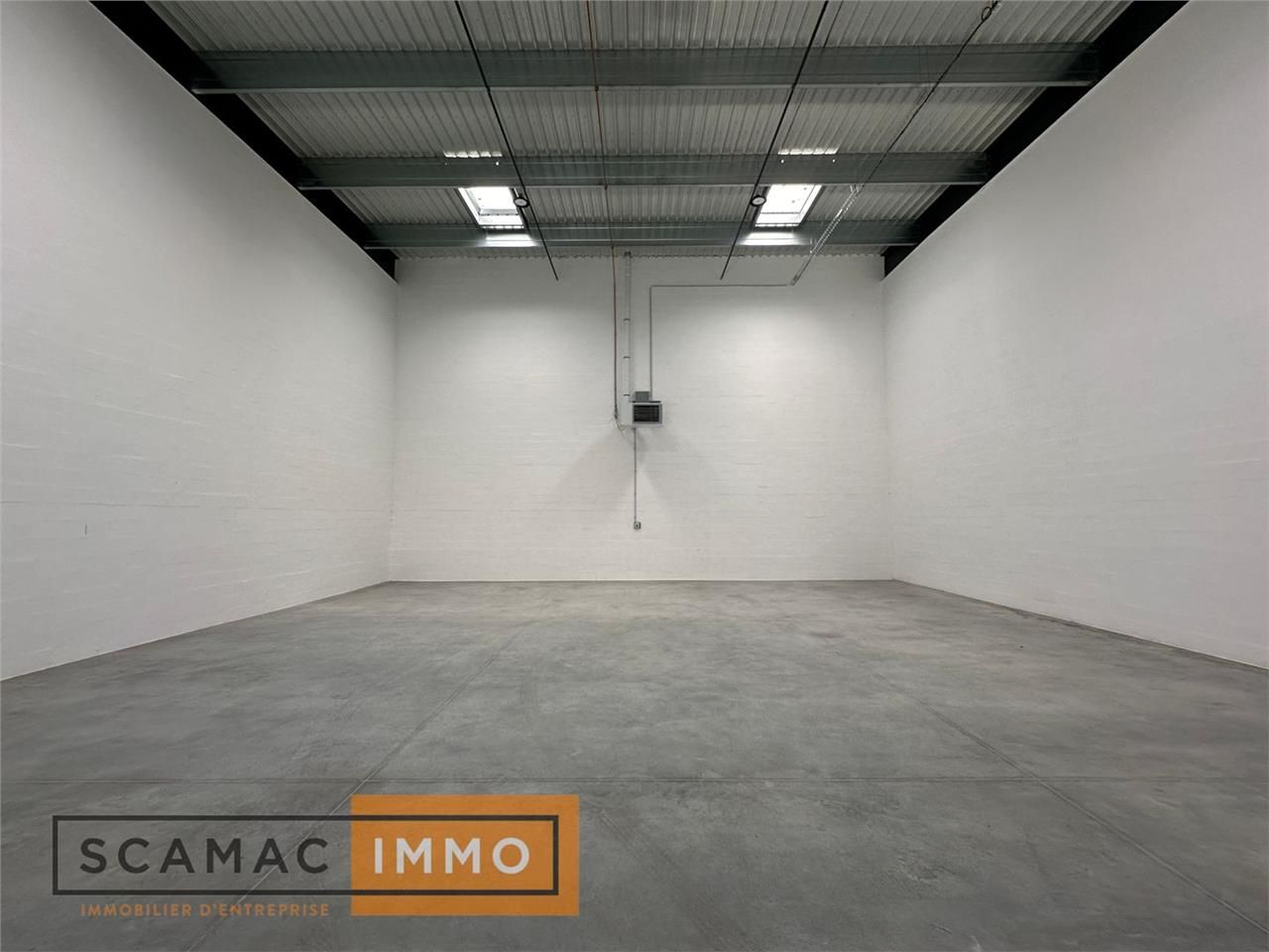 Location Local d'activités 1341 m² non divisibles