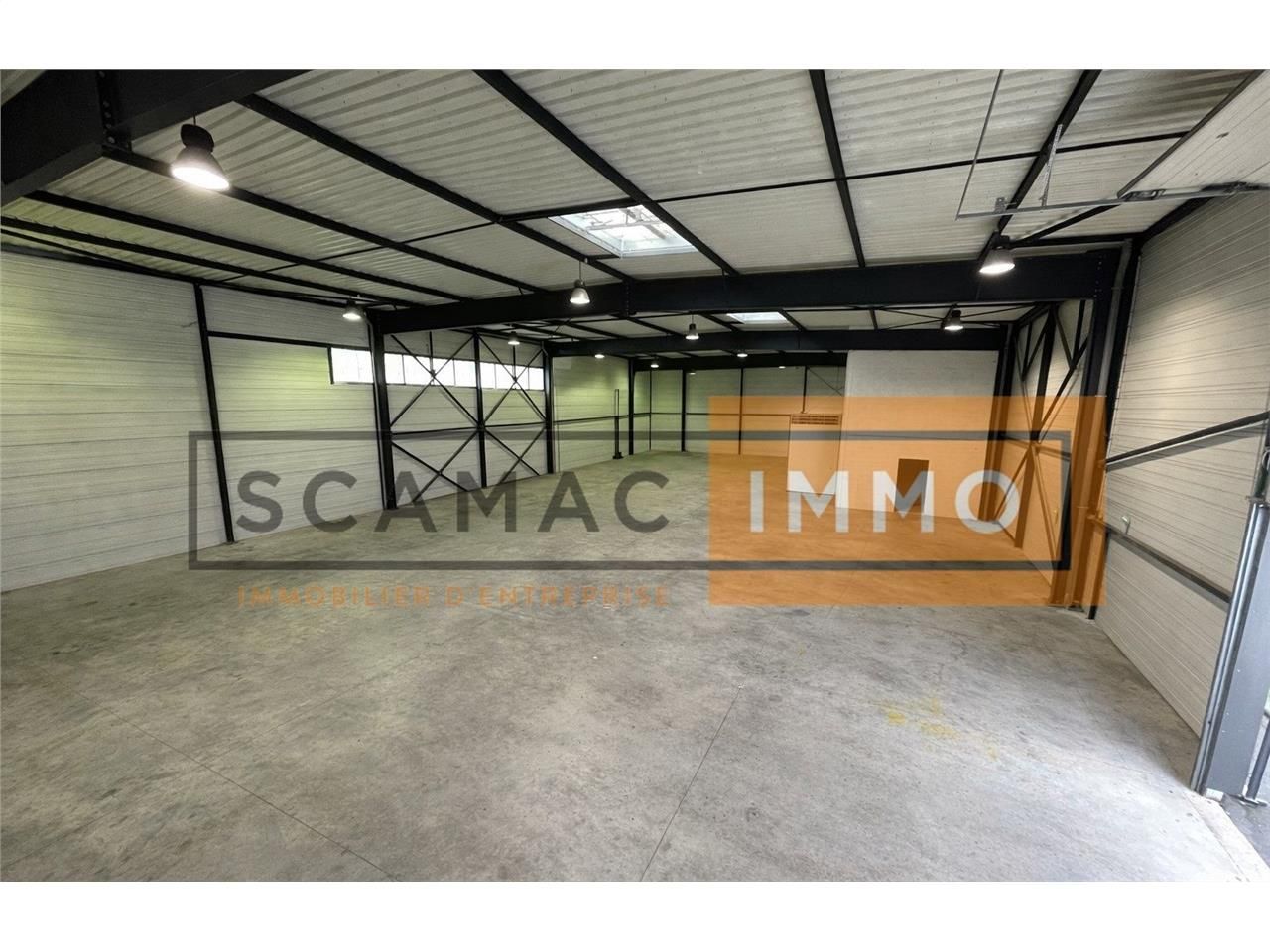 Location Local d'activités 1318 m² non divisibles