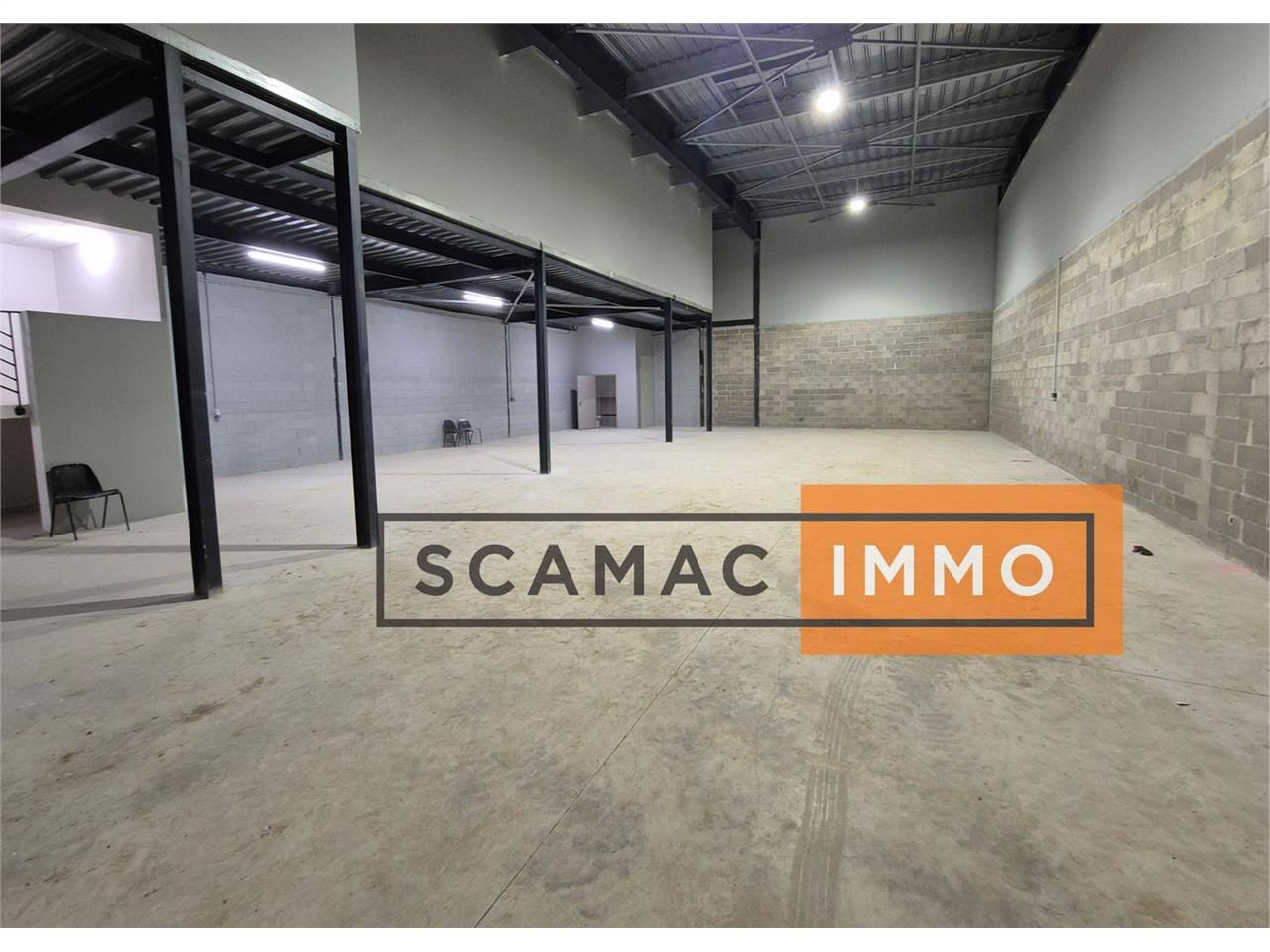 Local d'activités de 417m²