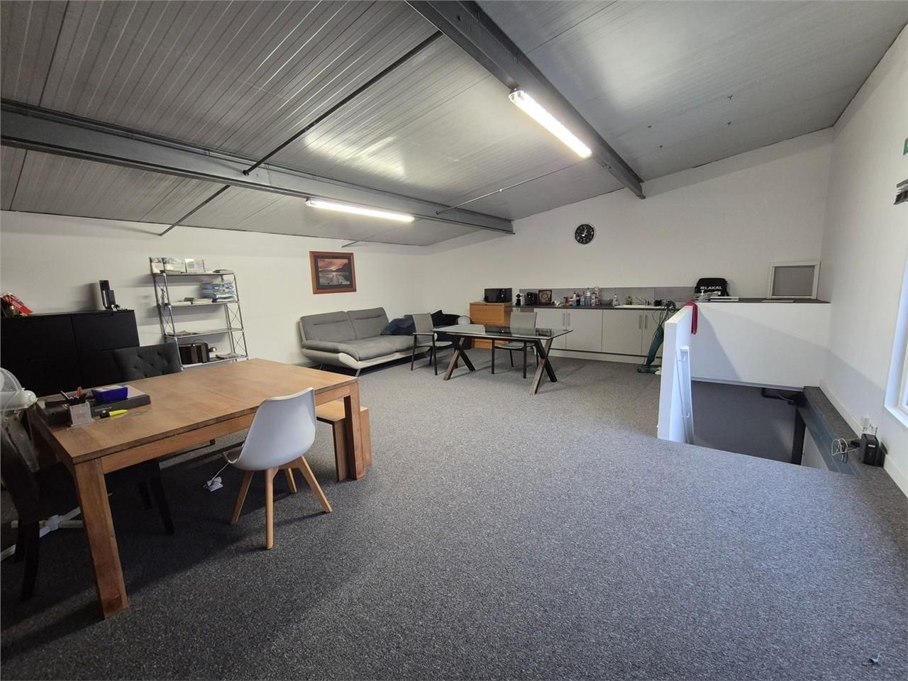 Location Local d'activités 157 m² non divisibles