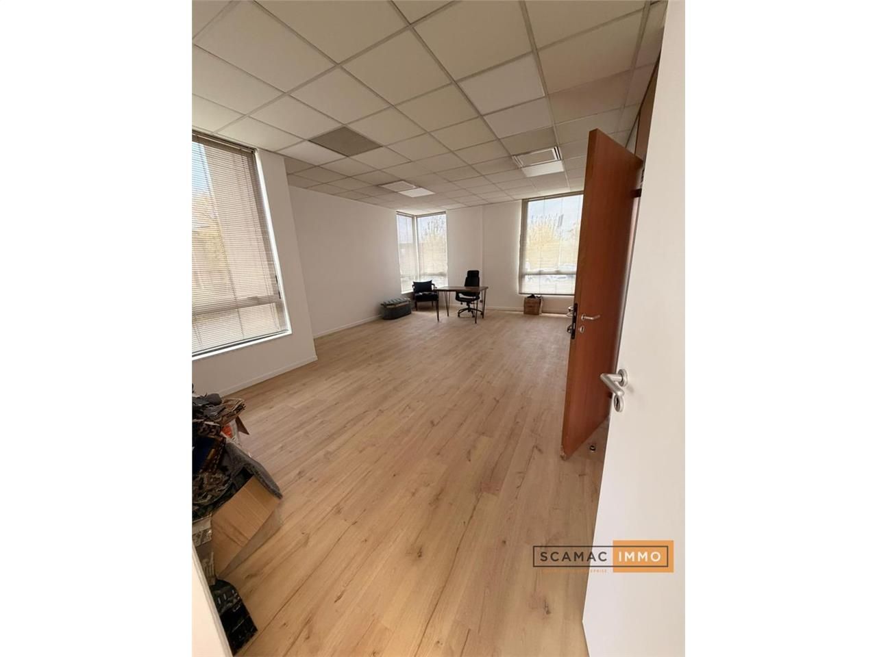 Location Local d'activités 250 m² non divisibles