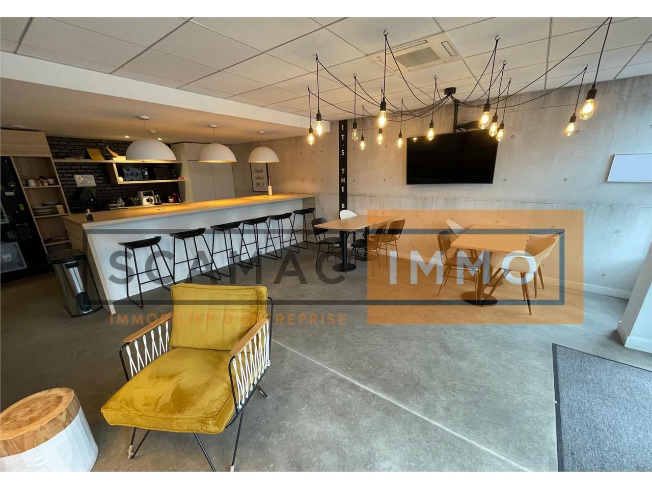 Vente Entrepôt 1375 m² non divisibles