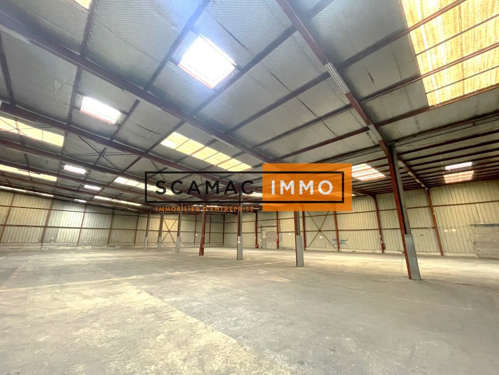 Local d'activités de 3000m²