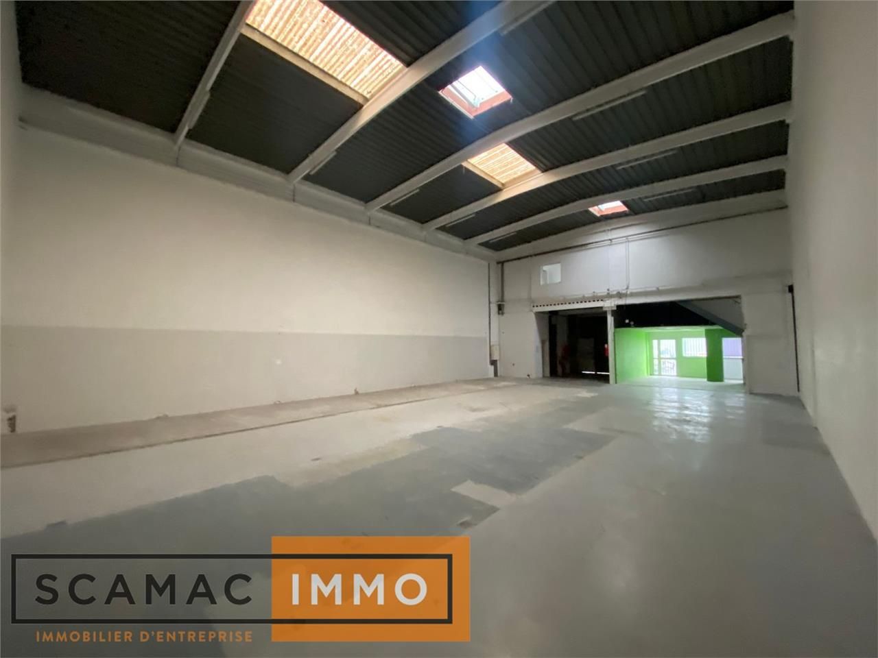 Location Local d'activités 368 m² non divisibles