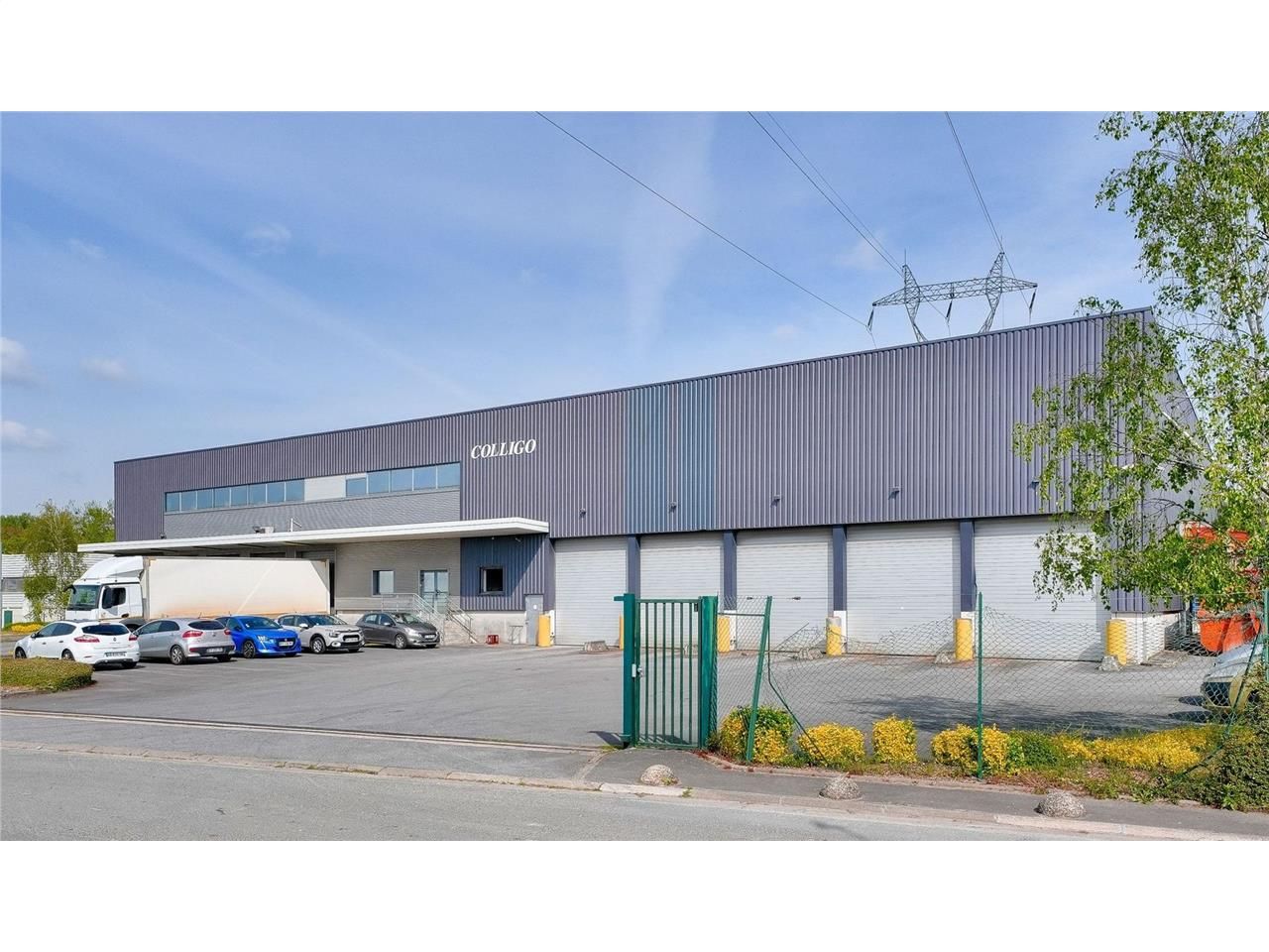 Location Entrepôt 3668 m² non divisibles