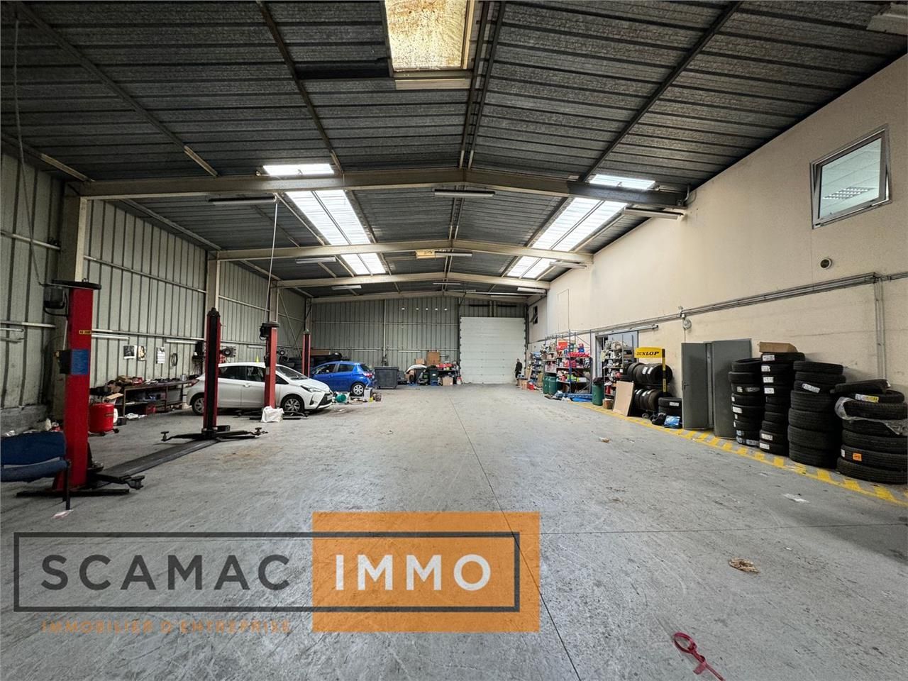 Location Local d'activités 900 m² non divisibles