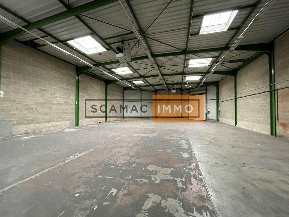 Local d'activités de 1587m²