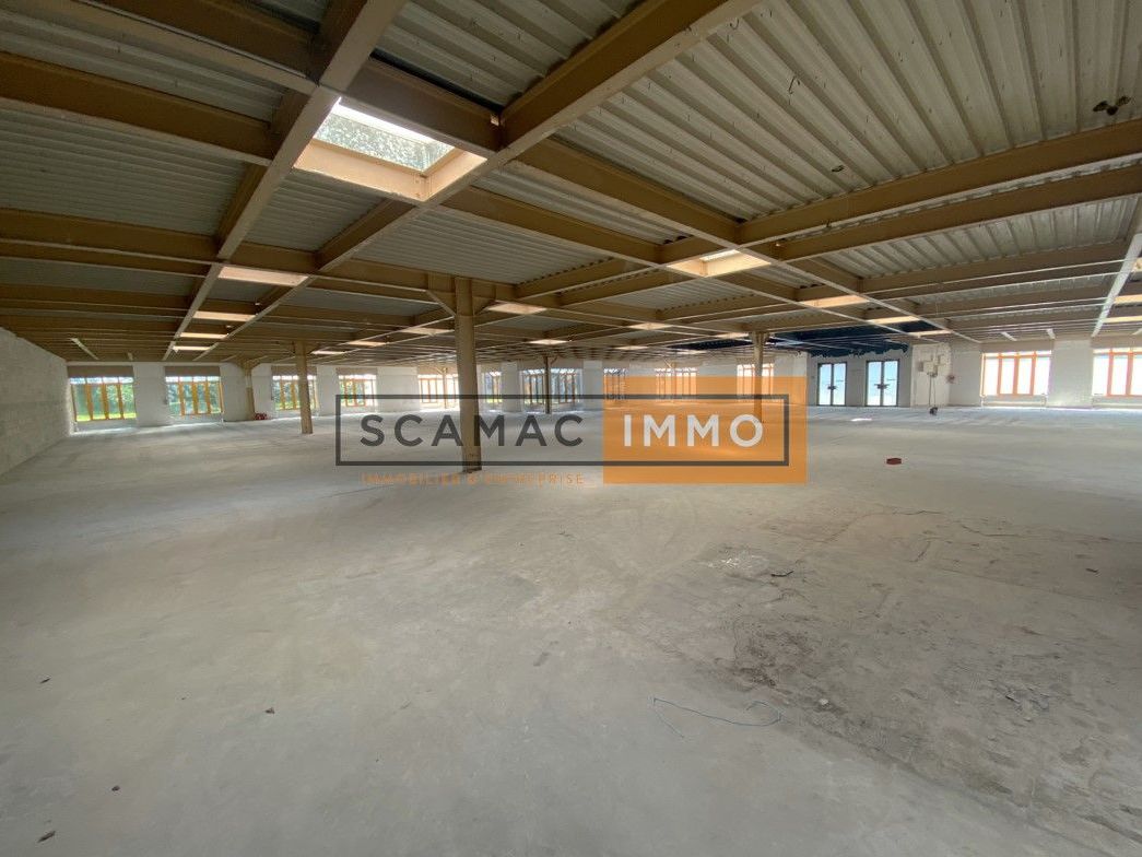 Location Local d'activités 1055 m² non divisibles