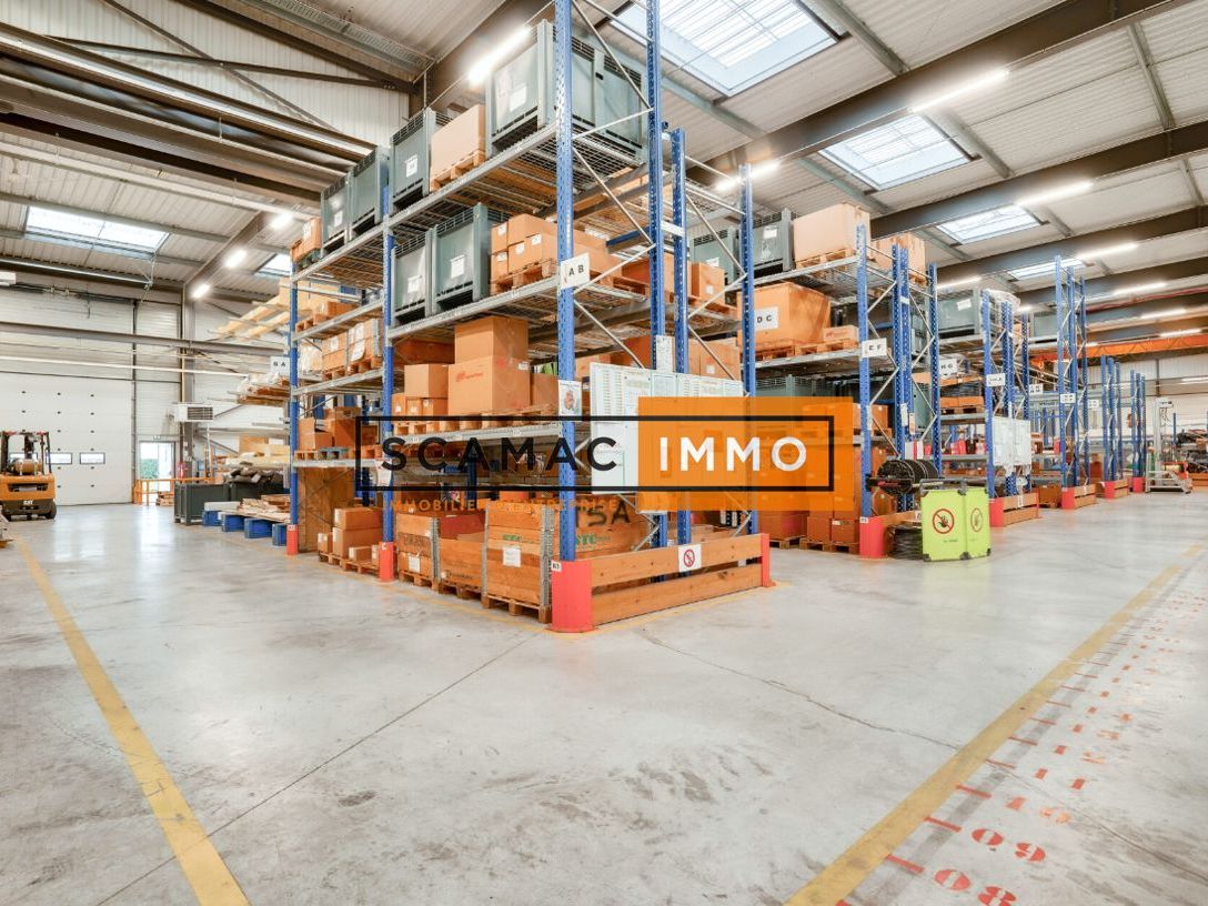 Location Local d'activités 3300 m² non divisibles