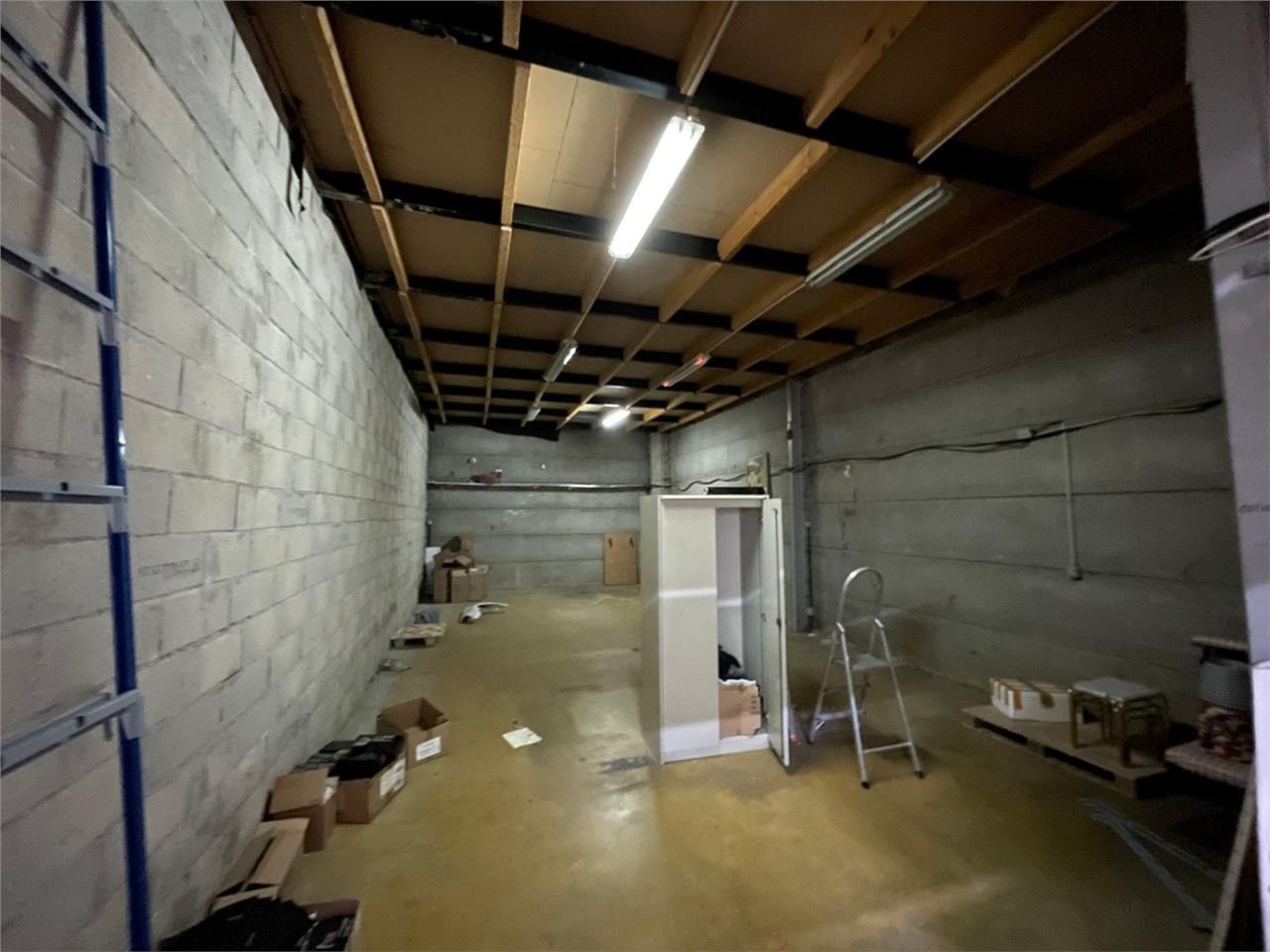 Local d'activités de 852m²