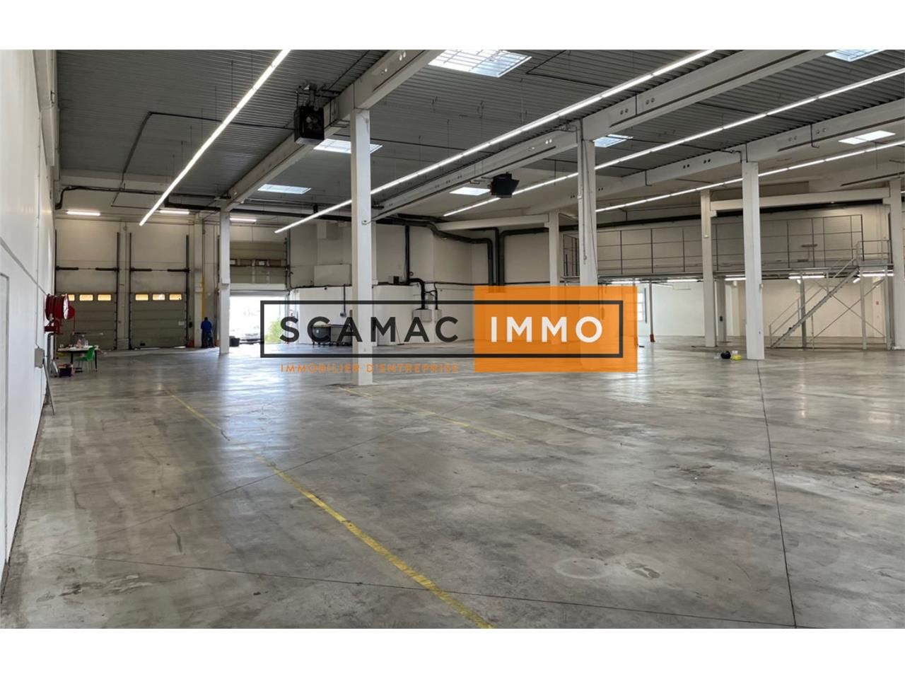 Location Local d'activités 1765 m² non divisibles