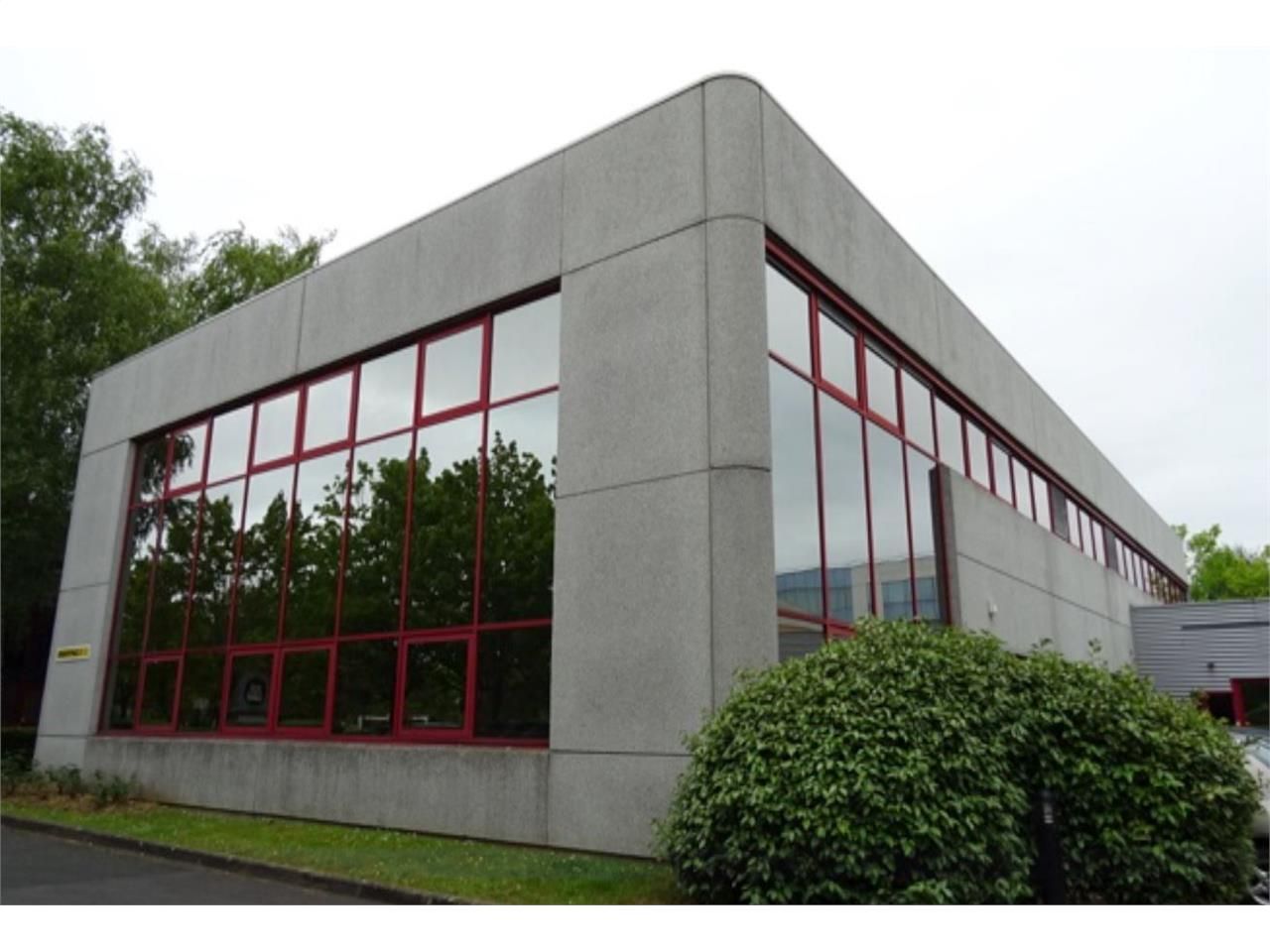 Location Local d'activités 2136 m² non divisibles