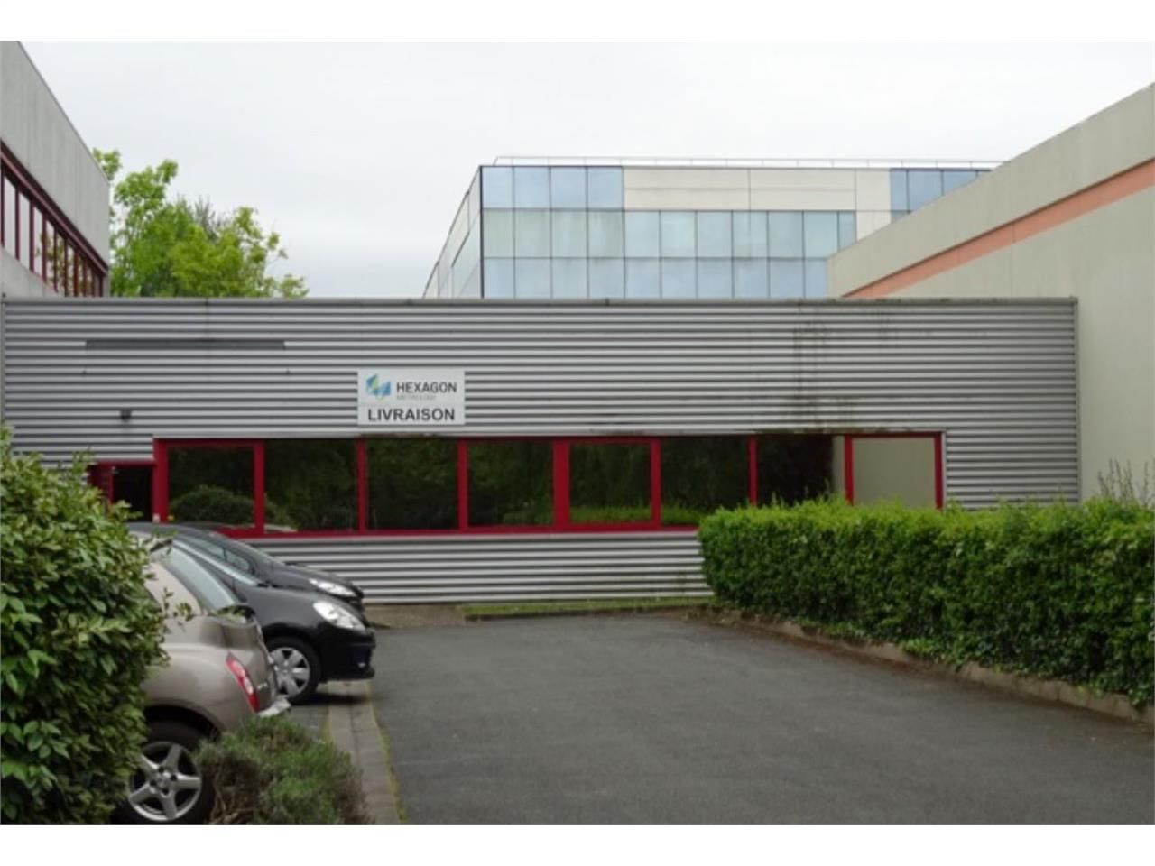 Locaux mixtes de 2136m²