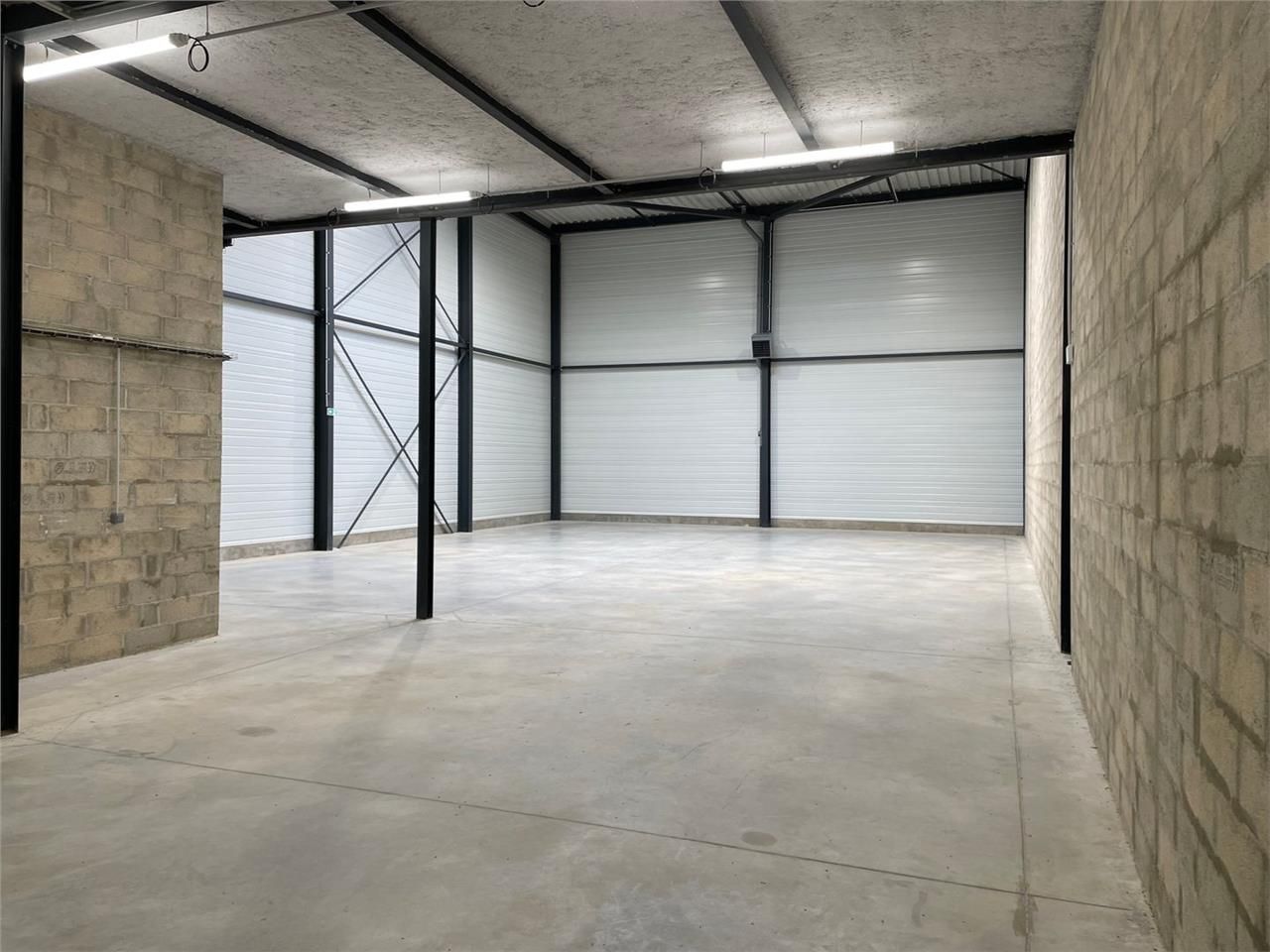 Local d'activités de 383m²