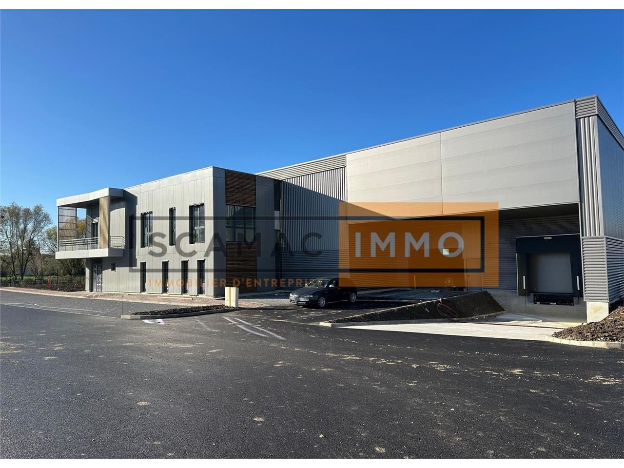 Location Local d'activités 1554 m² non divisibles