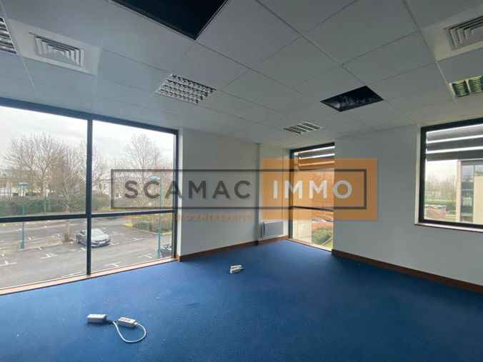 Location Bureaux 750 m² non divisibles